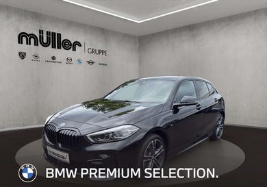 BMW 120, 2022