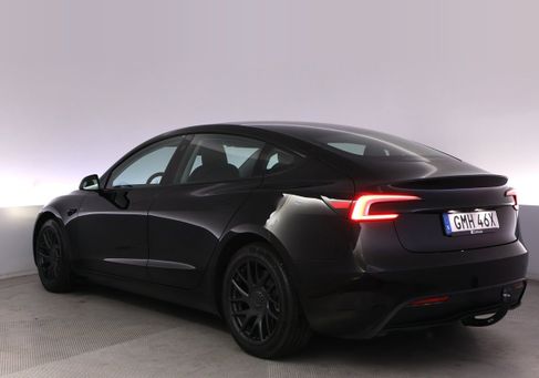 Tesla Model 3, 2024 3