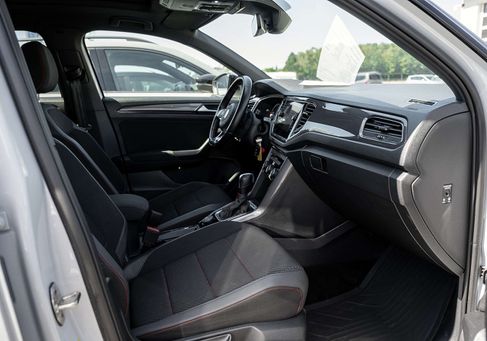 Volkswagen T-Roc, 2021