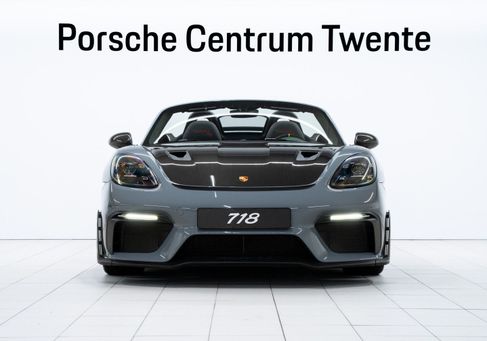 Porsche 718, 2024