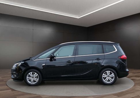 Opel Zafira Tourer, 2017