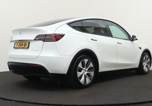 Tesla Model Y, 2023 3