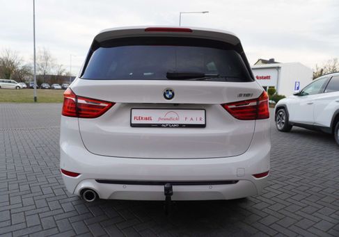 BMW 218, 2022
