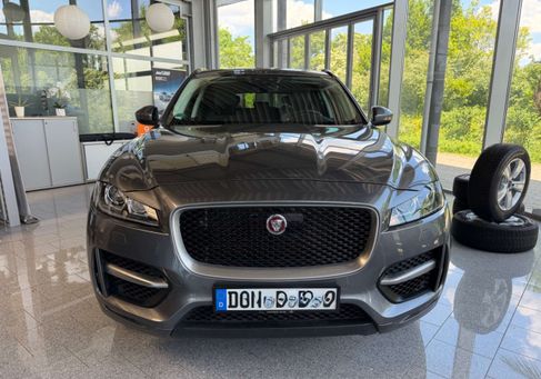 Jaguar F-Pace, 2019