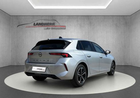 Opel Astra, 2024