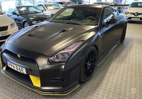 Nissan GT-R, 2015