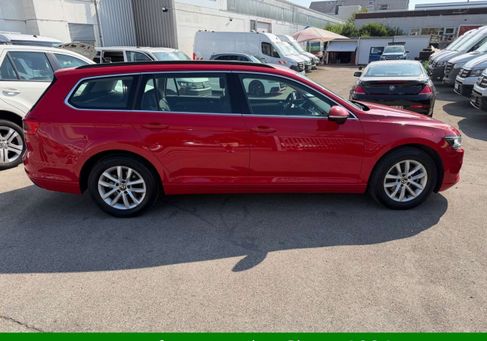 Volkswagen Passat Variant, 2023 3