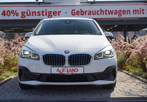BMW 225, 2019