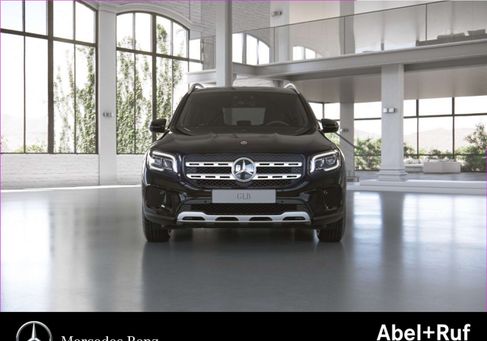 Mercedes-Benz GLB 200, 2023