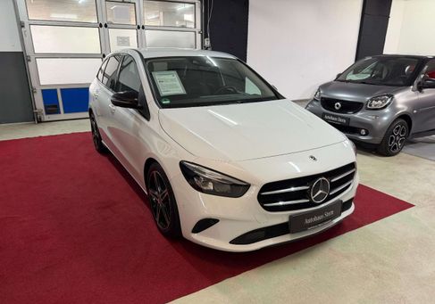 Mercedes-Benz B 180, 2021