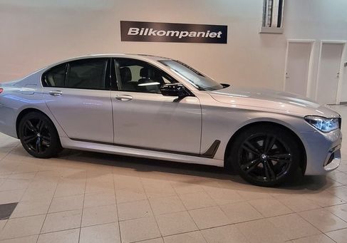 BMW 740, 2016