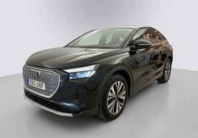 Audi Q4, 2022