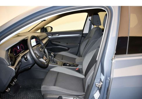 Volkswagen Golf, 2021 3