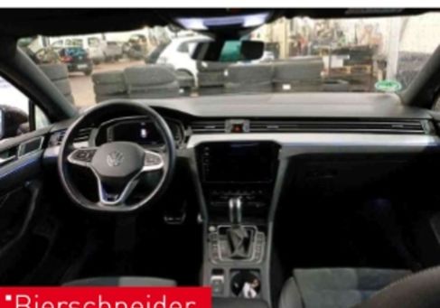 Volkswagen Passat, 2022