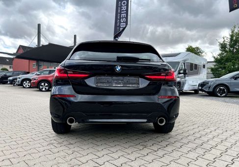 BMW 120, 2023