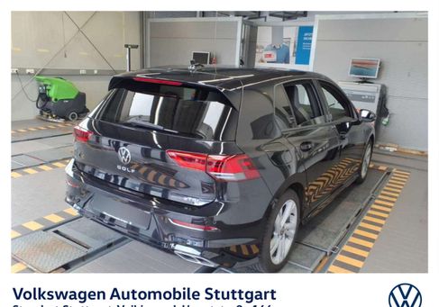 Volkswagen Golf, 2023 2