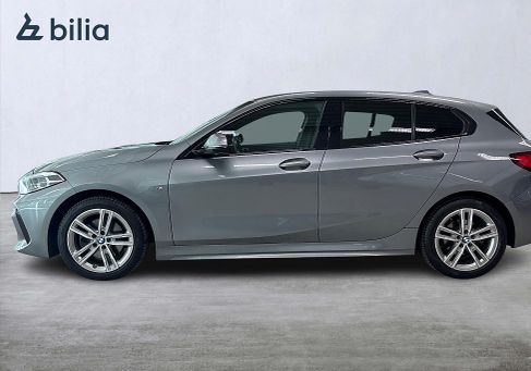 BMW 118, 2023