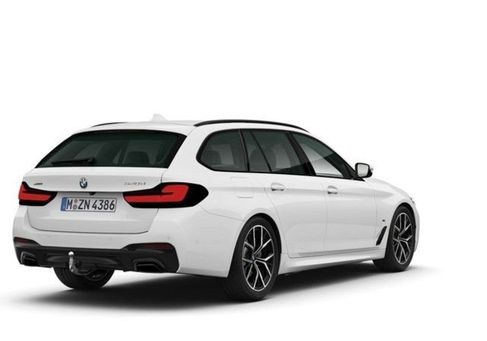 BMW 520, 2022
