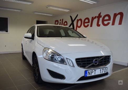 Volvo S60, 2012