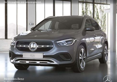 Mercedes-Benz GLA 250, 2023