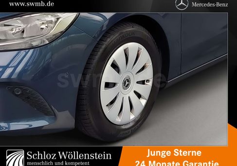 Mercedes-Benz B 180, 2022