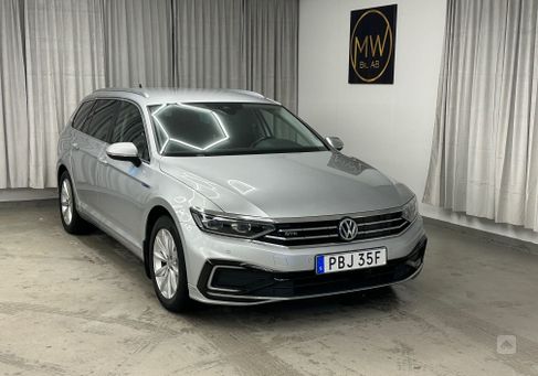 Volkswagen Passat Variant, 2020