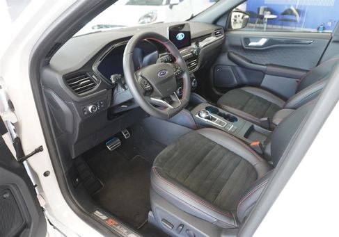 Ford Kuga, 2020