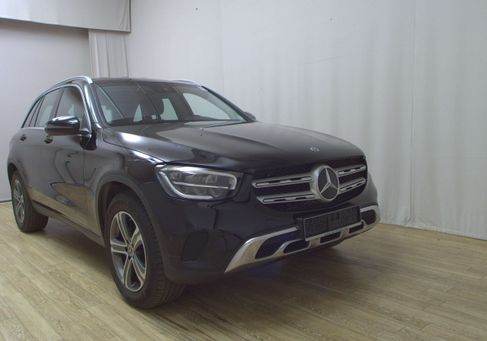 Mercedes-Benz GLC 200, 2021