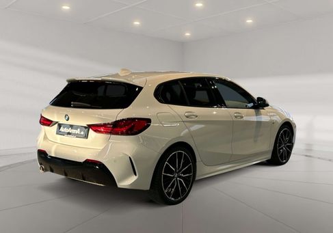 BMW 118, 2019