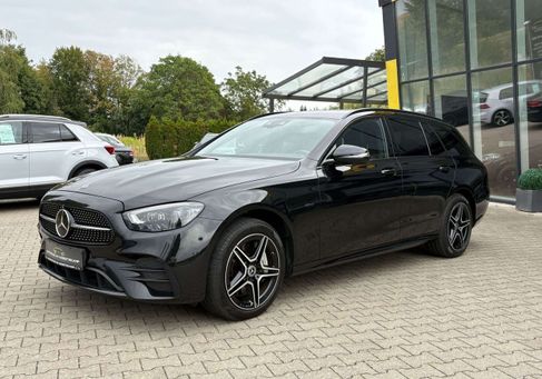Mercedes-Benz E 300, 2021 3