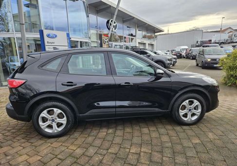 Ford Kuga, 2022
