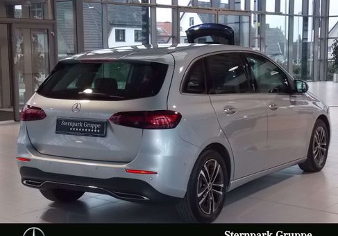Mercedes-Benz B 200, 2024