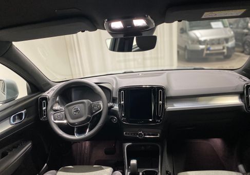 Volvo XC40, 2024 2