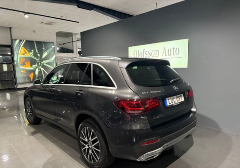 Mercedes-Benz GLC 300, 2022
