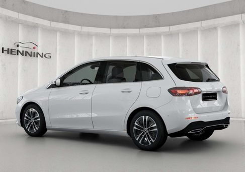 Mercedes-Benz B 180, 2024