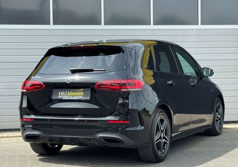 Mercedes-Benz B 250, 2021 3