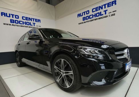 Mercedes-Benz C 300, 2021 3