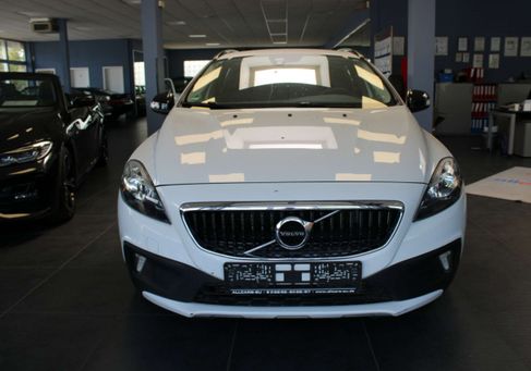 Volvo V40 Cross Country, 2018