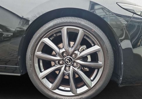 Mazda 3, 2021