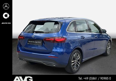 Mercedes-Benz B 180, 2024