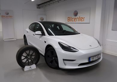 Tesla Model 3, 2022