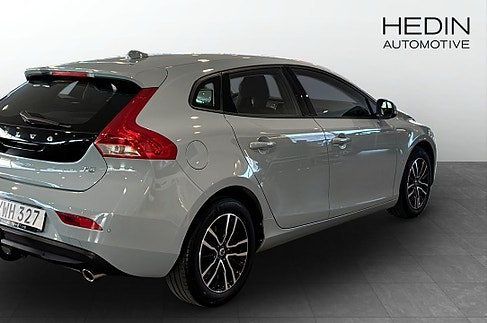 Volvo V40, 2018