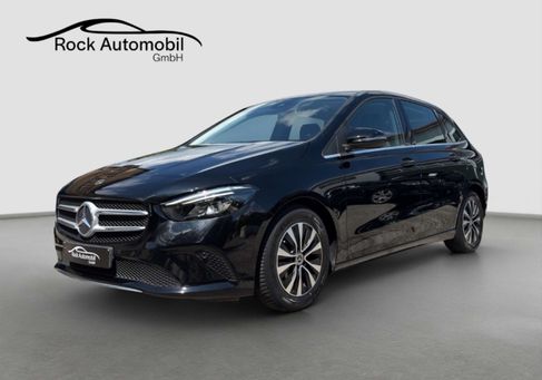 Mercedes-Benz B 180, 2021