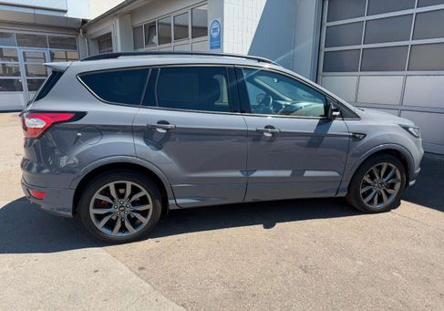 Ford Kuga, 2019