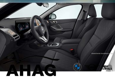 BMW 114, 2024