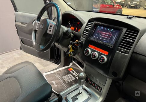 Nissan Navara, 2015