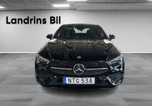 Mercedes-Benz CLA 200, 2022