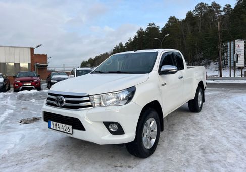 Toyota Hilux, 2016