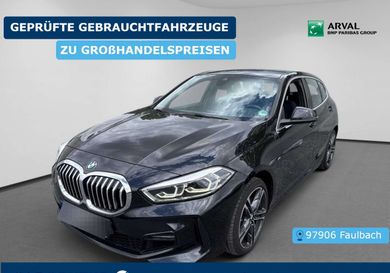 BMW 118, 2023