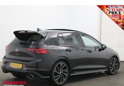 Volkswagen Golf, 2021 3